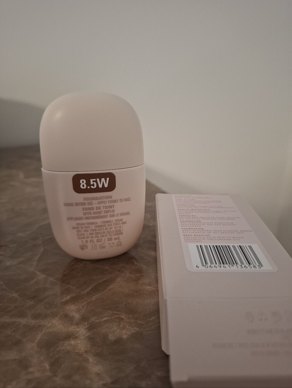 Kylie Skin Tint 8.5W